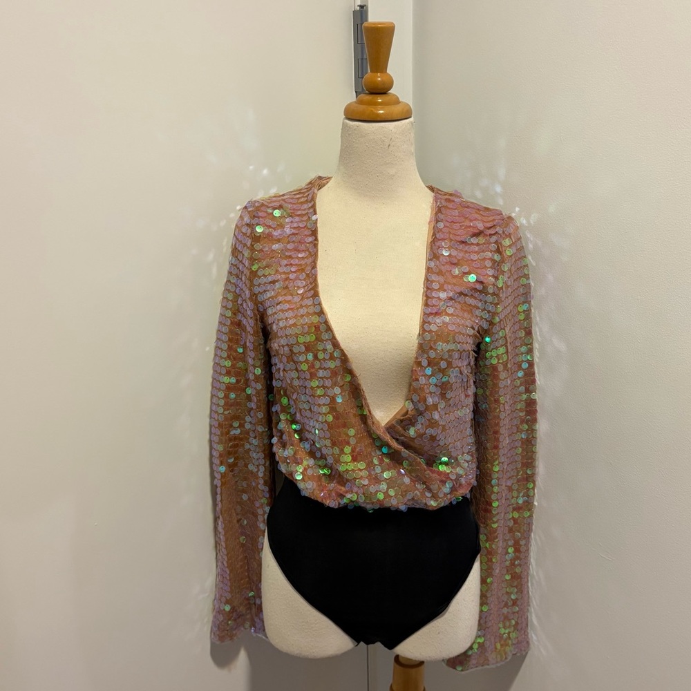 MISSGUIDED Womens Bodysuit Size 2 Sequin Deep V Long Flared Sleeve Glam Festival